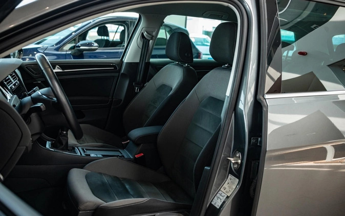Volkswagen Golf cena 69900 przebieg: 51612, rok produkcji 2017 z Świątniki Górne małe 277